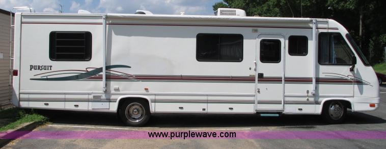 image for item E5176 1997 Georgie Boy MH P30 Pursuit motorhome