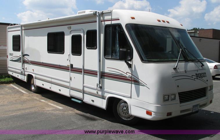 image for item E5176 1997 Georgie Boy MH P30 Pursuit motorhome