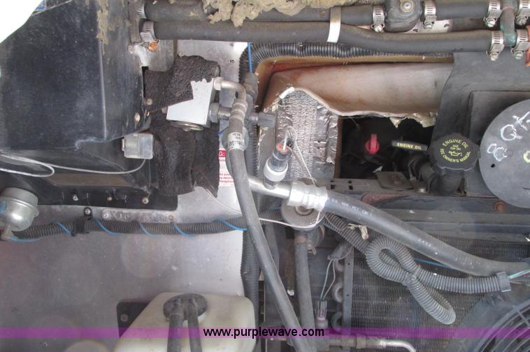 image for item E5176 1997 Georgie Boy MH P30 Pursuit motorhome