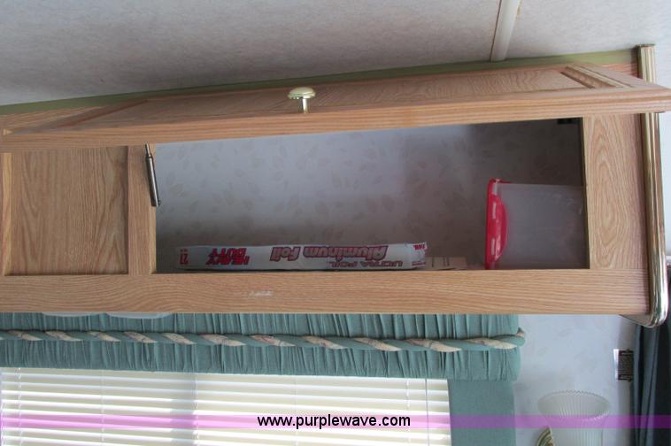 image for item E5176 1997 Georgie Boy MH P30 Pursuit motorhome