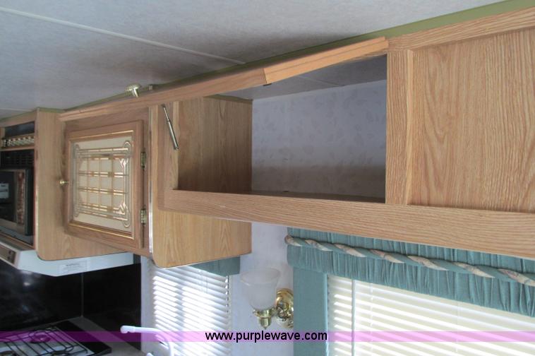 image for item E5176 1997 Georgie Boy MH P30 Pursuit motorhome