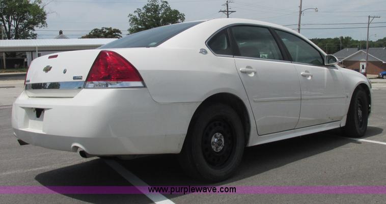image for item E7271 2009 Chevrolet Impala Police