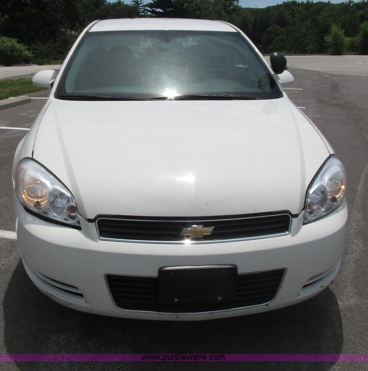 image for item E7271 2009 Chevrolet Impala Police