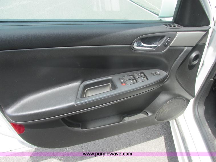 image for item E7271 2009 Chevrolet Impala Police