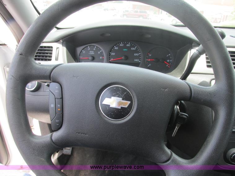 image for item E7271 2009 Chevrolet Impala Police