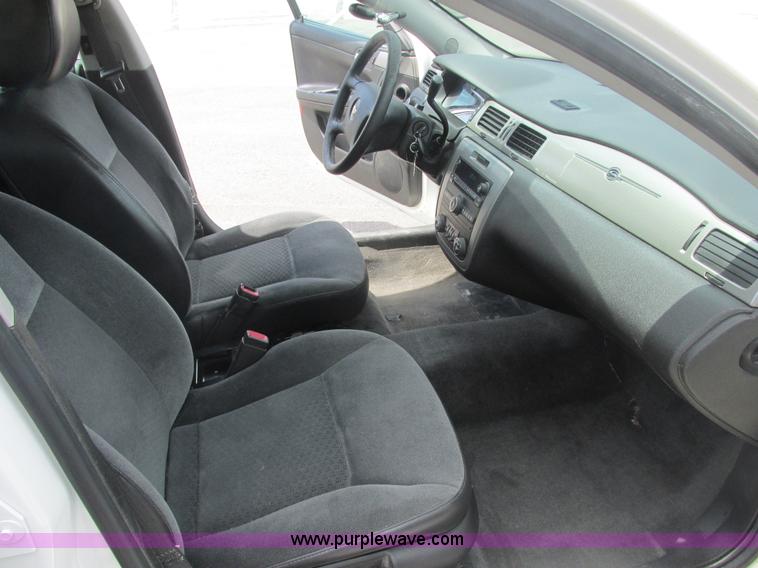 image for item E7271 2009 Chevrolet Impala Police