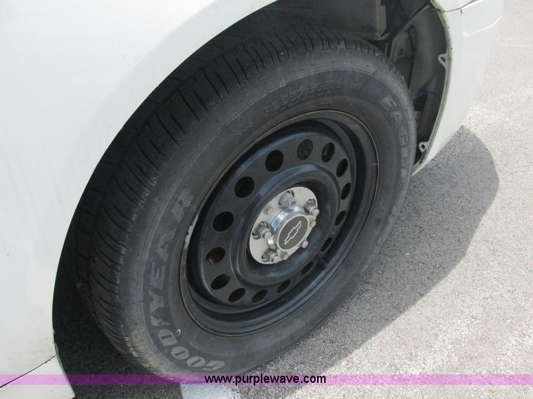image for item E7271 2009 Chevrolet Impala Police