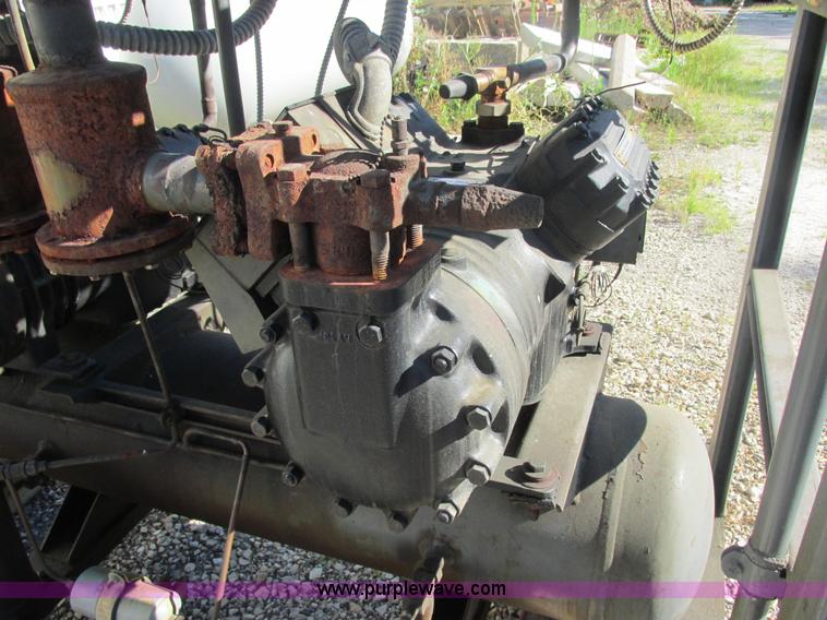 image for item E7312 Commercial refrigeration unit