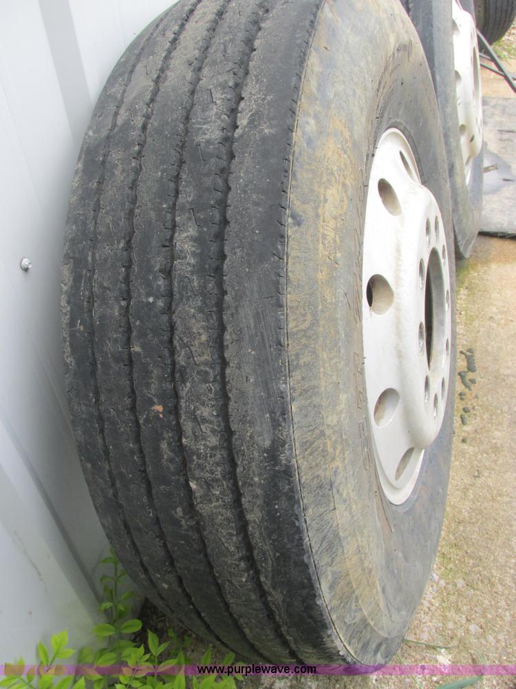 image for item E7322 (2) Sumitomo ST-718LP steer tires