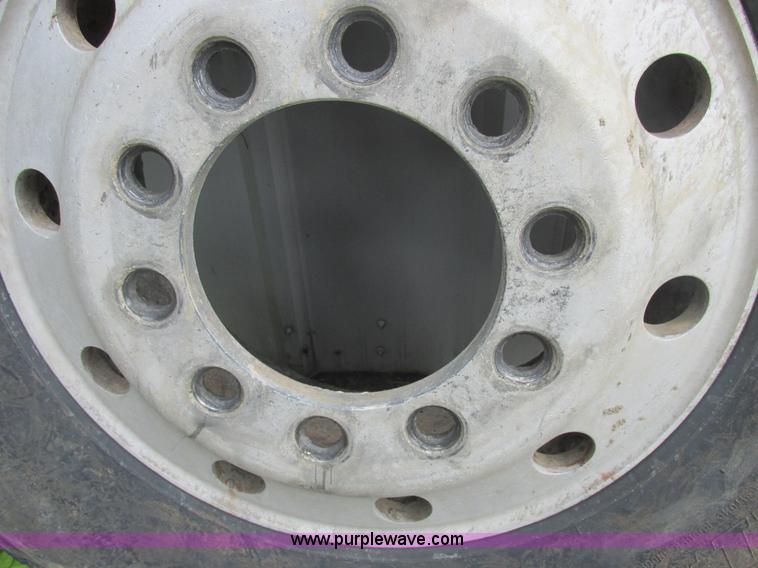 image for item E7322 (2) Sumitomo ST-718LP steer tires