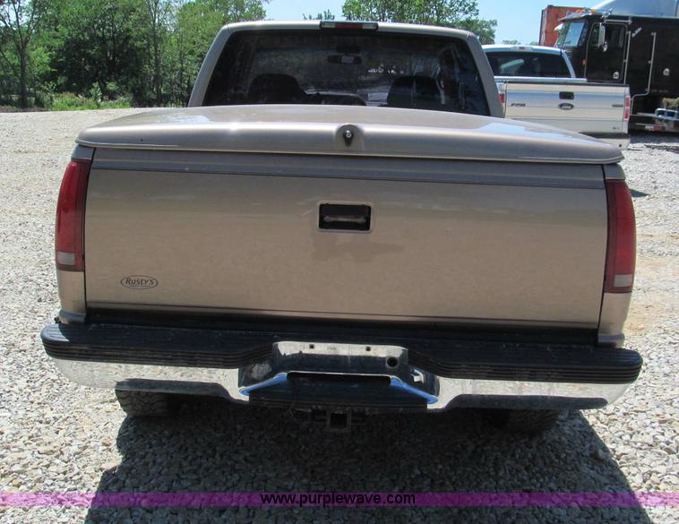 image for item F5073 1995 GMC Sierra 2500 Club Coupe pickup truck