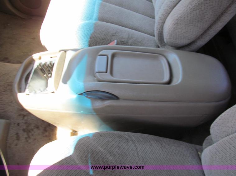 image for item F5073 1995 GMC Sierra 2500 Club Coupe pickup truck