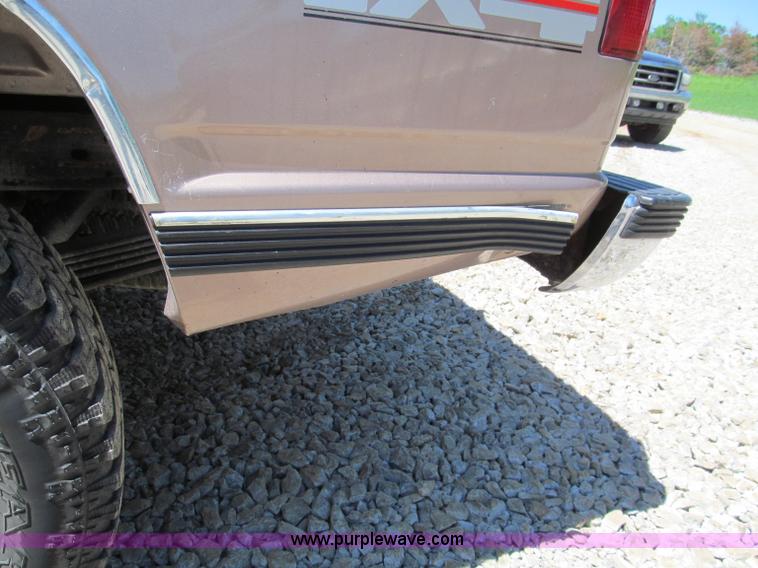 image for item F5073 1995 GMC Sierra 2500 Club Coupe pickup truck