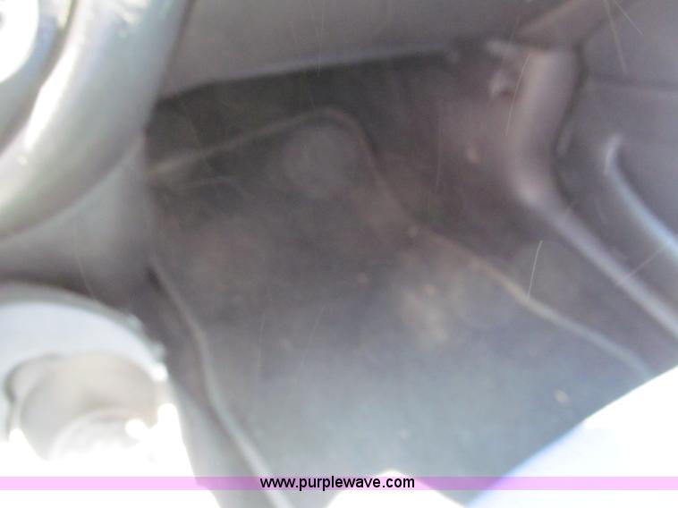 image for item F5074 2004 Ford Focus ZX3 SVT