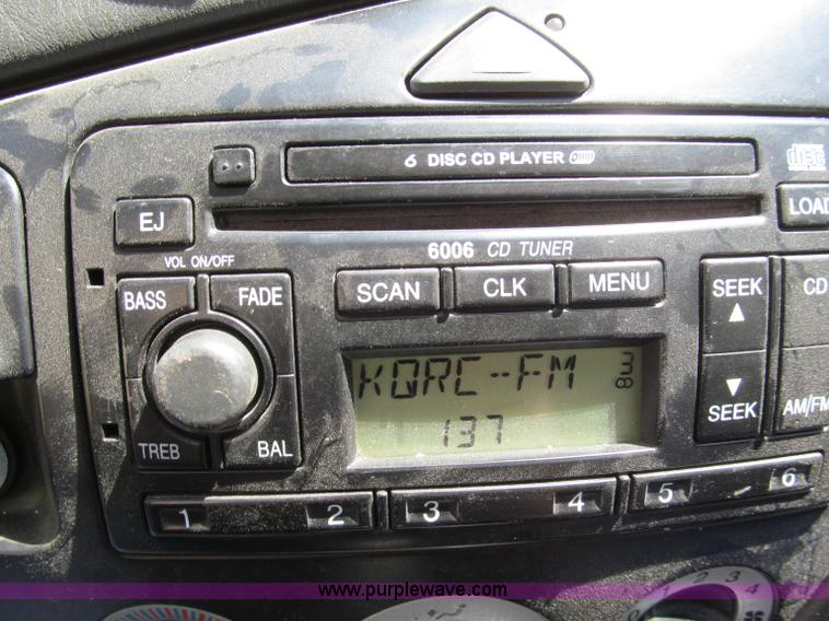 image for item F5074 2004 Ford Focus ZX3 SVT