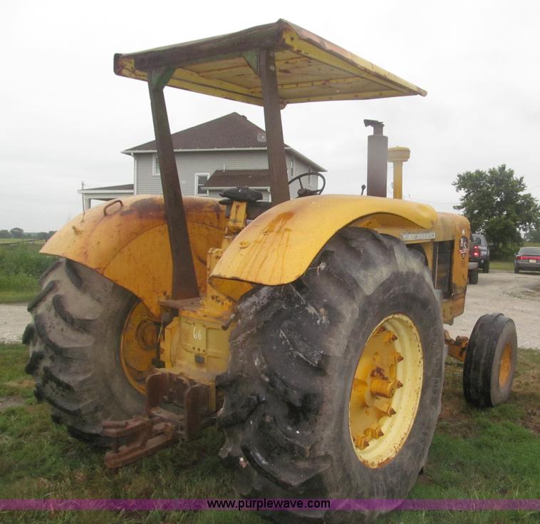 image for item F7054 John Deere 700 tractor