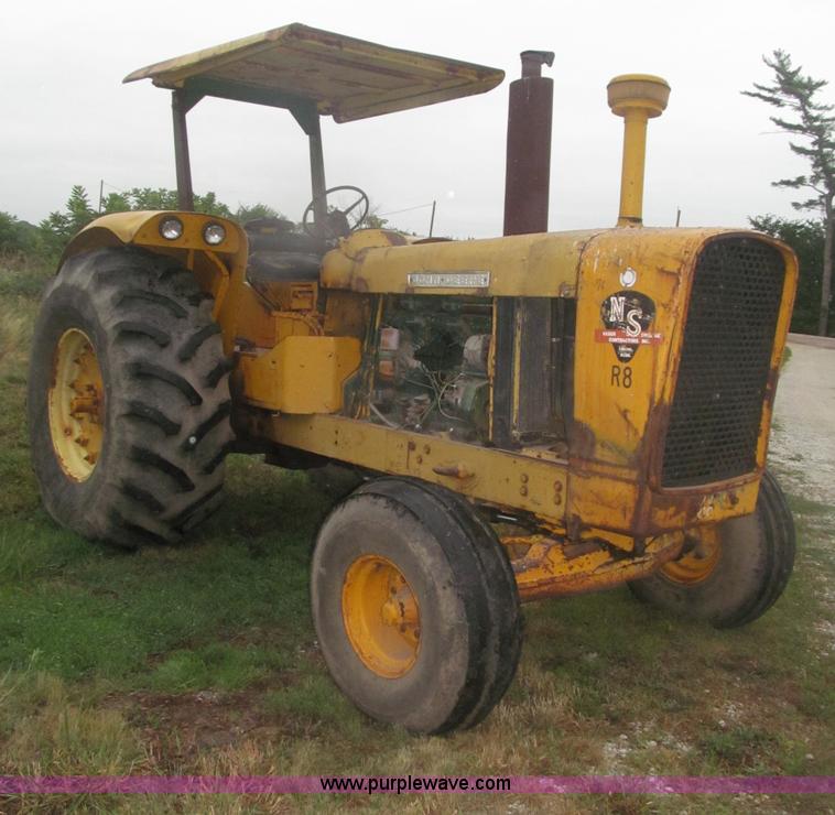 image for item F7054 John Deere 700 tractor