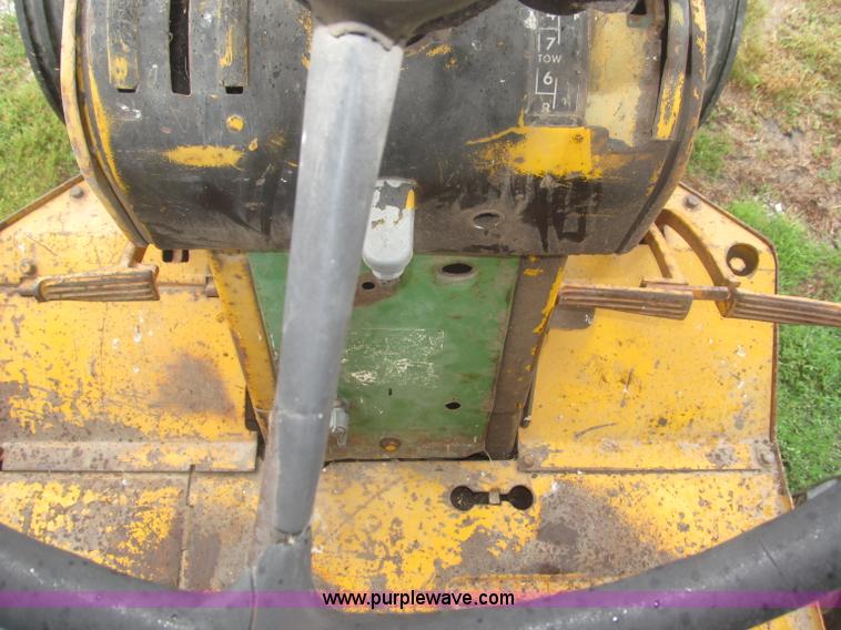 image for item F7054 John Deere 700 tractor