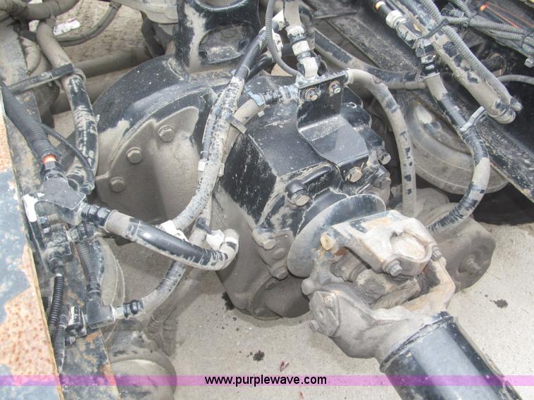 image for item F7056 2007 Kenworth T800 semi truck