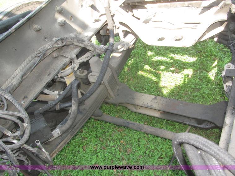 image for item F7075 2000 Kenworth W900 semi truck