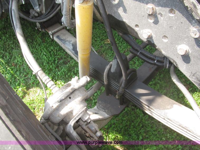 image for item F7075 2000 Kenworth W900 semi truck