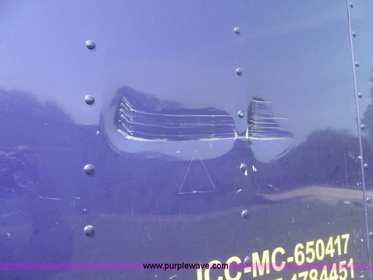 image for item F7075 2000 Kenworth W900 semi truck