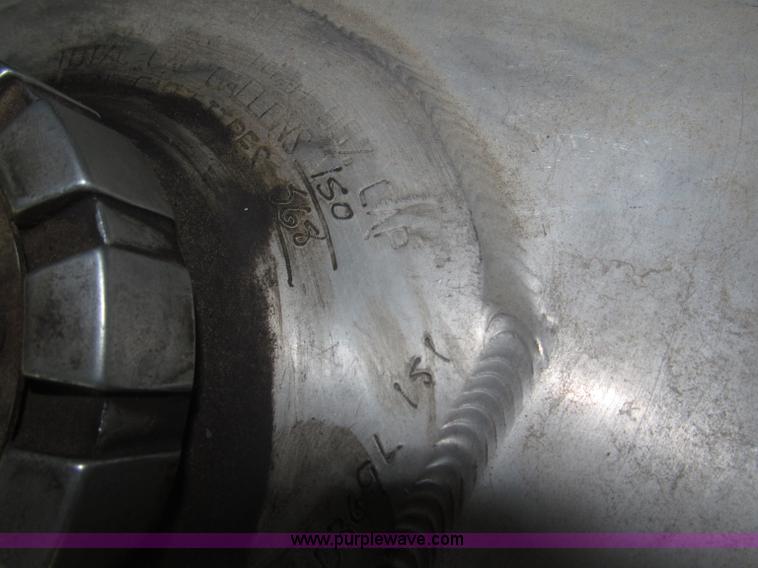 image for item F7075 2000 Kenworth W900 semi truck