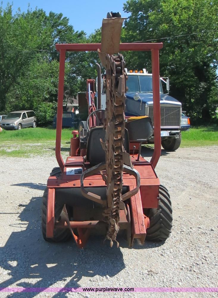 image for item F8002 Ditch Witch 2300 trencher