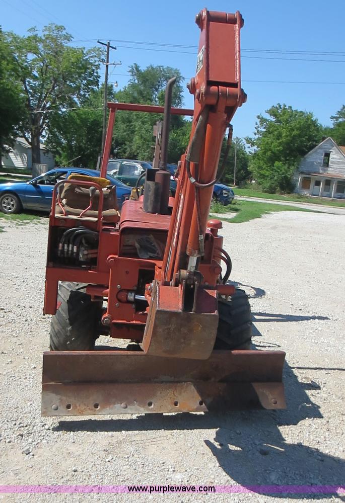 image for item F8002 Ditch Witch 2300 trencher