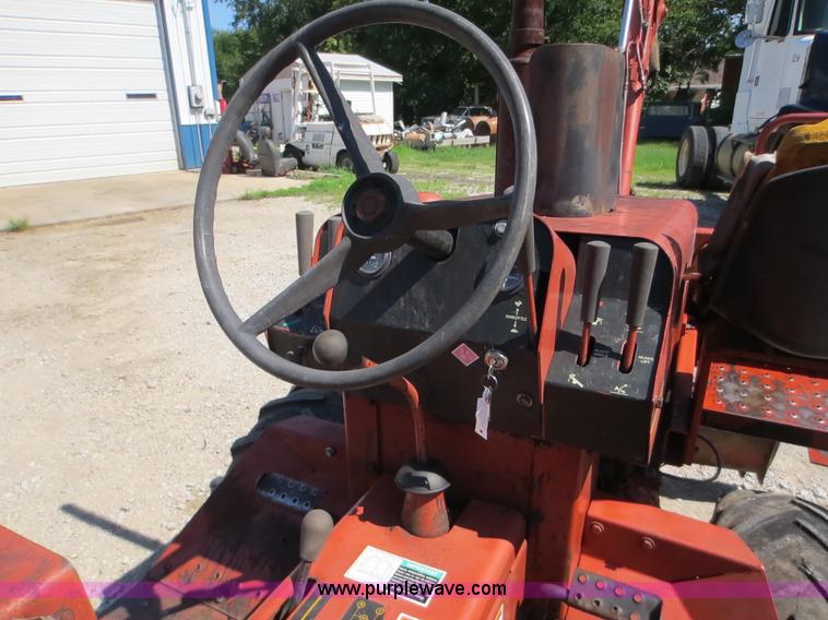 image for item F8002 Ditch Witch 2300 trencher