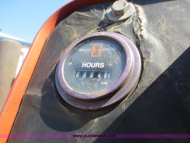 image for item F8002 Ditch Witch 2300 trencher