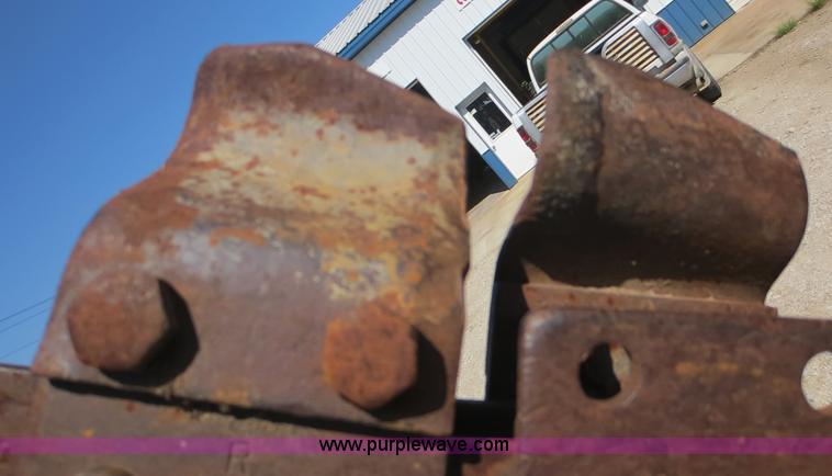 image for item F8002 Ditch Witch 2300 trencher