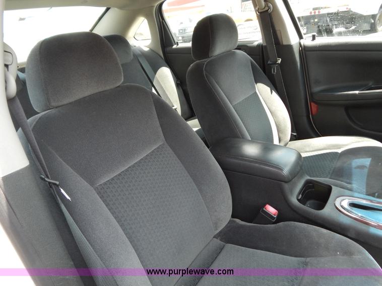 image for item G3299 2007 Chevrolet Impala LS