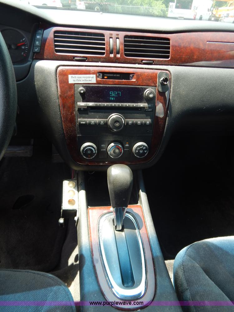 image for item G3299 2007 Chevrolet Impala LS