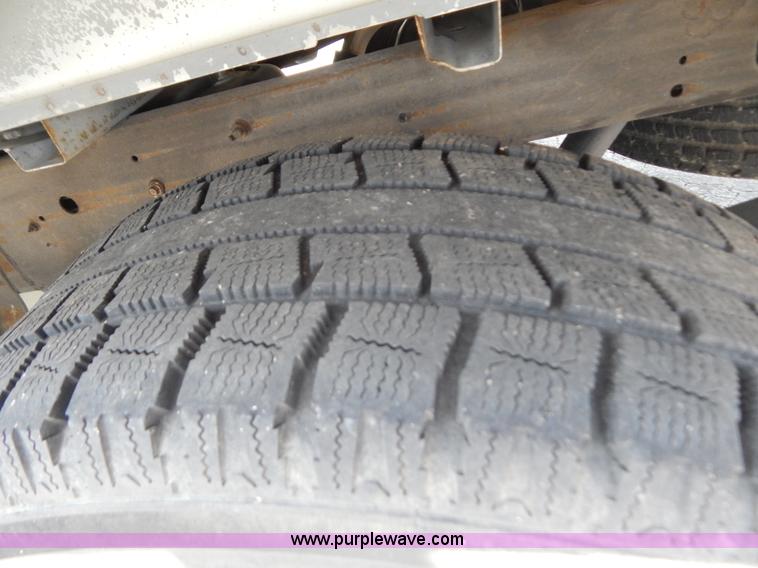 image for item G3300 2002 Ford F150 XL SuperCab pickup truck