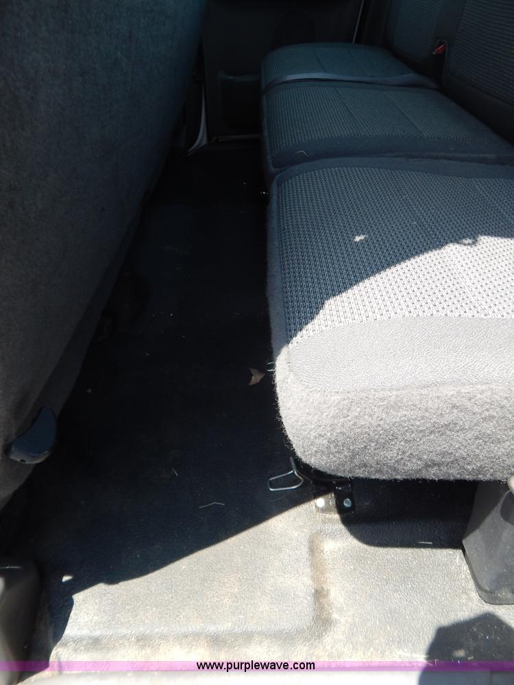 image for item G3300 2002 Ford F150 XL SuperCab pickup truck