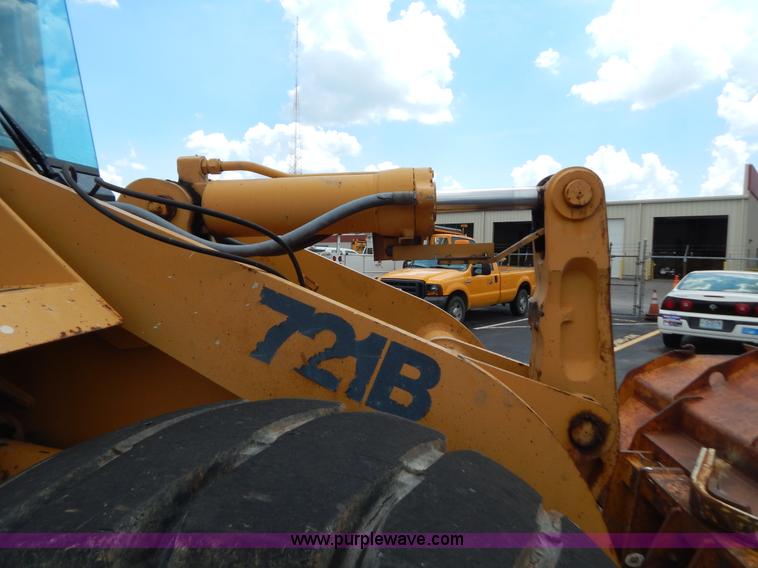 image for item G3303 1998 Case 721B wheel loader