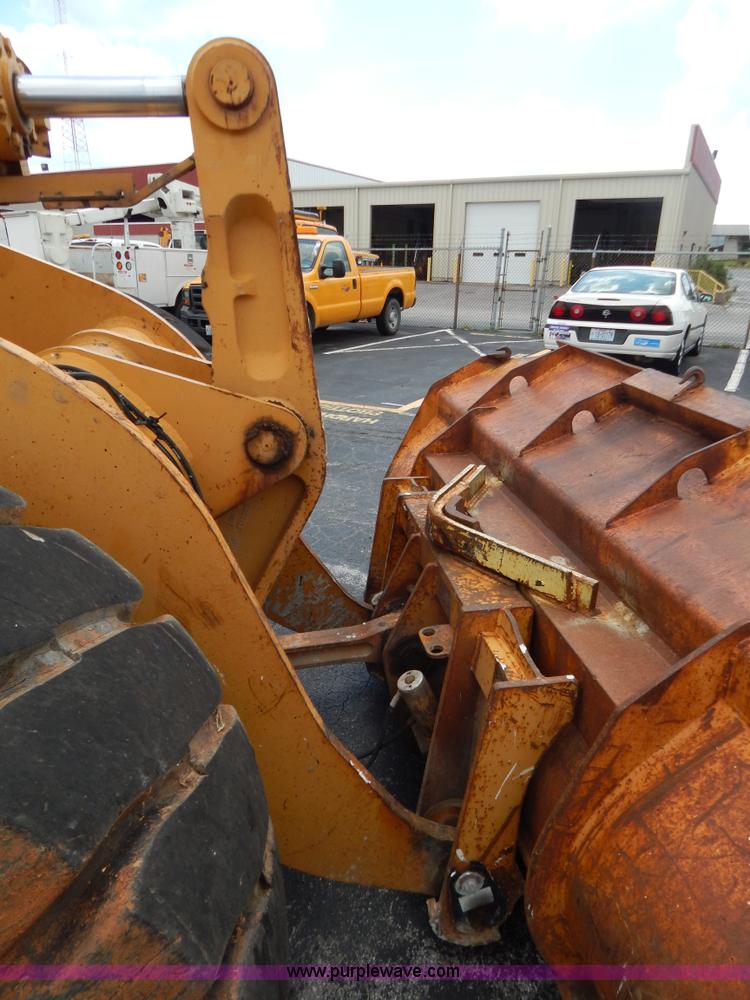 image for item G3303 1998 Case 721B wheel loader