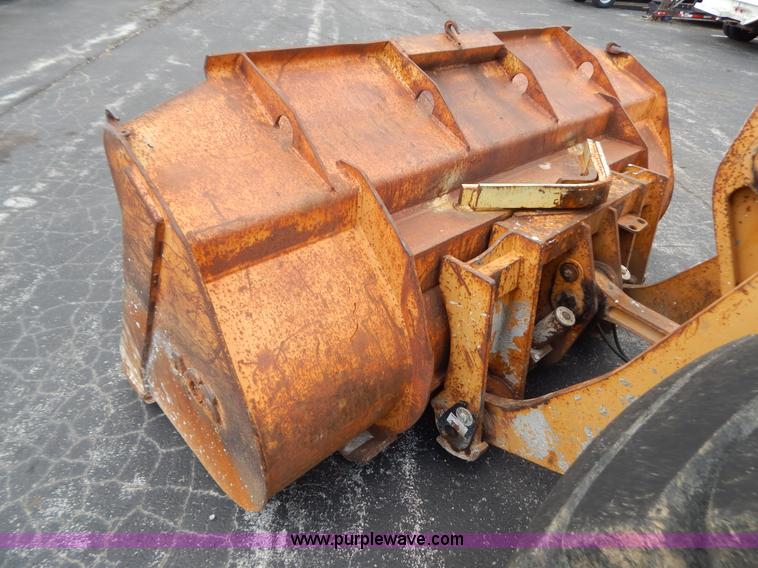 image for item G3303 1998 Case 721B wheel loader