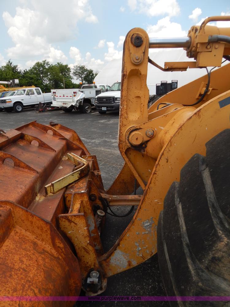 image for item G3303 1998 Case 721B wheel loader