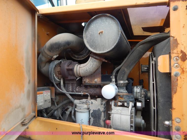 image for item G3303 1998 Case 721B wheel loader