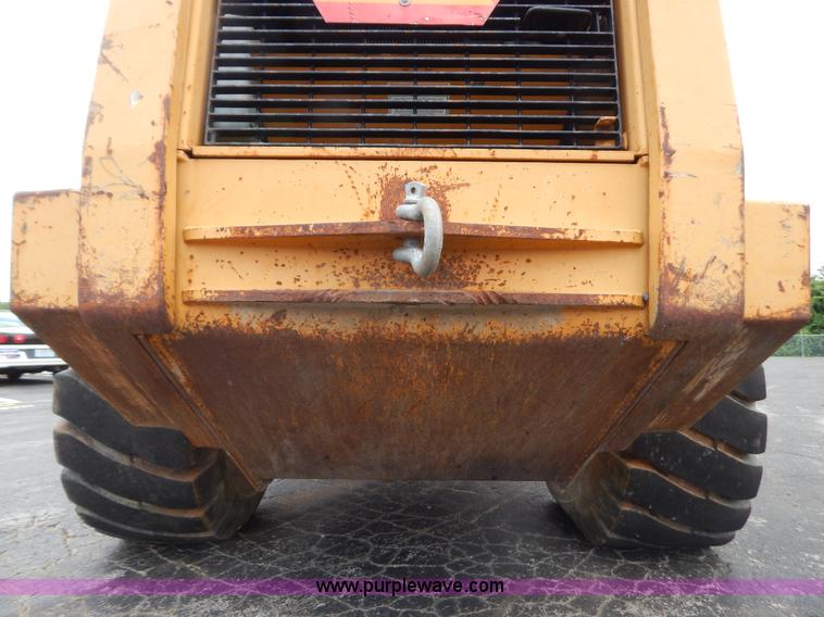 image for item G3303 1998 Case 721B wheel loader