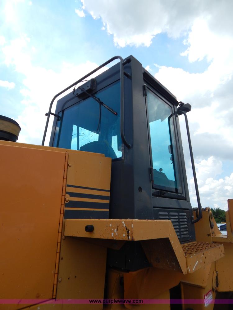 image for item G3303 1998 Case 721B wheel loader