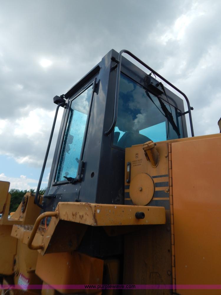 image for item G3303 1998 Case 721B wheel loader