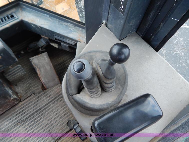 image for item G3303 1998 Case 721B wheel loader