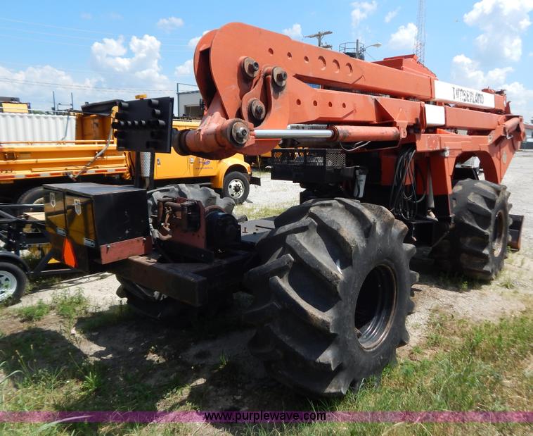 image for item G3306 2005 Timberland T600 Trimmer Jack articulated treeline trimmer