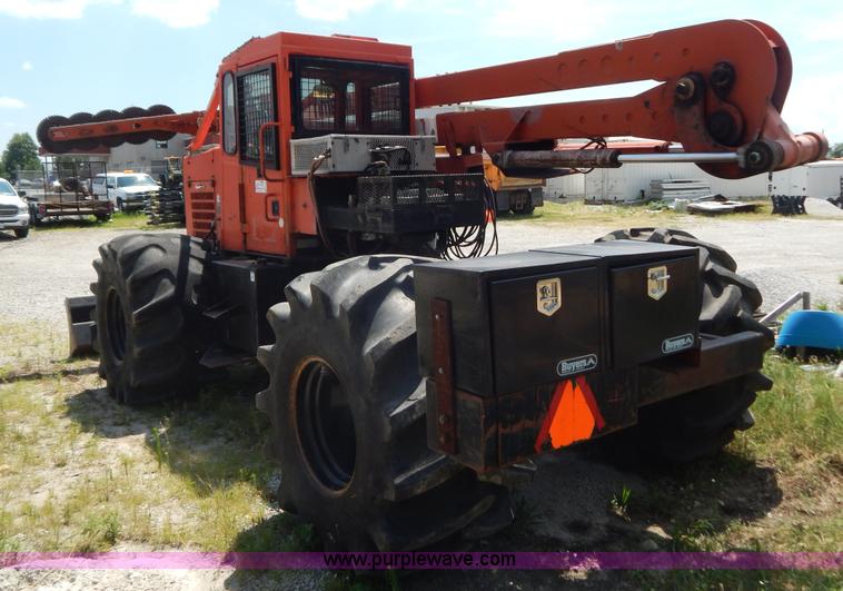 image for item G3306 2005 Timberland T600 Trimmer Jack articulated treeline trimmer