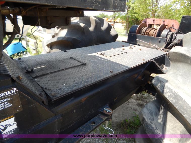 image for item G3306 2005 Timberland T600 Trimmer Jack articulated treeline trimmer