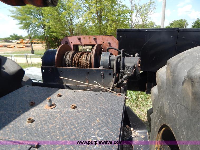 image for item G3306 2005 Timberland T600 Trimmer Jack articulated treeline trimmer