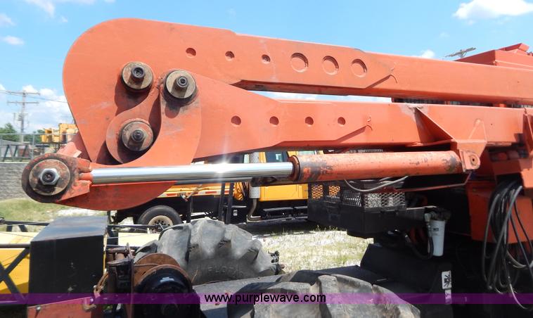 image for item G3306 2005 Timberland T600 Trimmer Jack articulated treeline trimmer